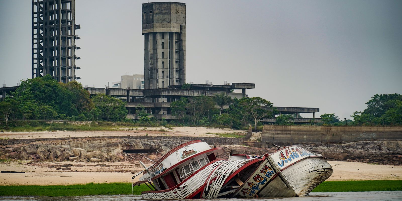 Bacia do Rio Amazonas enfrenta cenário de seca severa