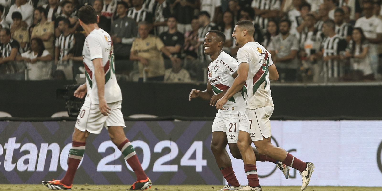 Fluminense bate Atlético-MG no Mineirão para dormir fora do Z4