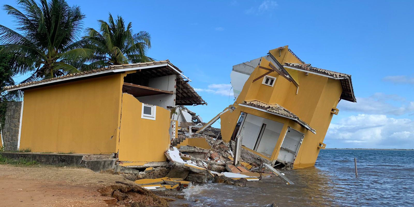 Estudo aponta aumento de erosão na Praia do Saco, em Sergipe