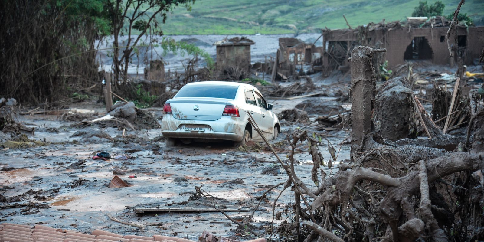 Danos causados pela Samarco devem gerar R$ 557 milhões em multas