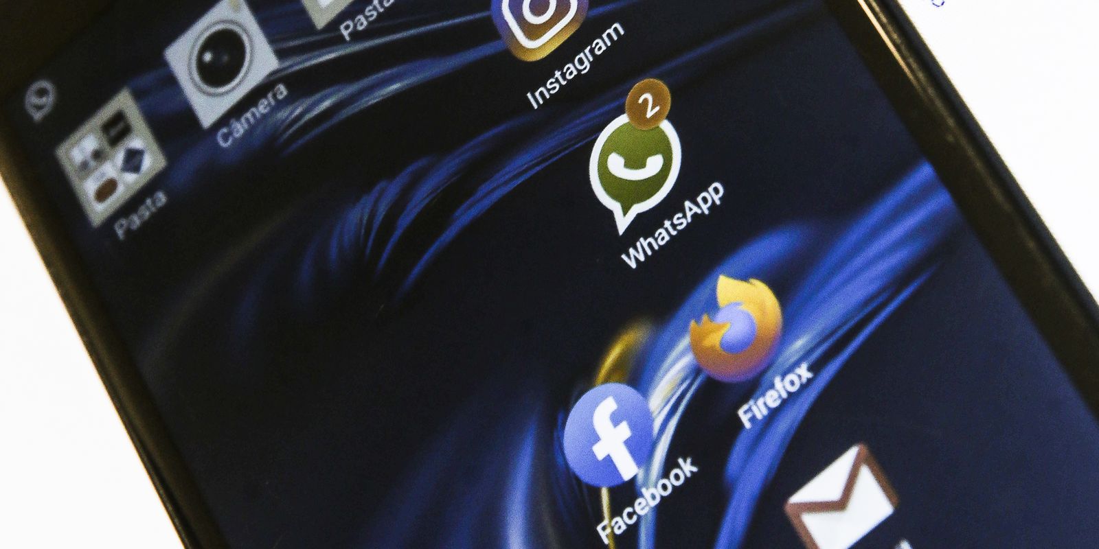 Câmara aprova campanha sobre uso consciente de tecnologias digitais