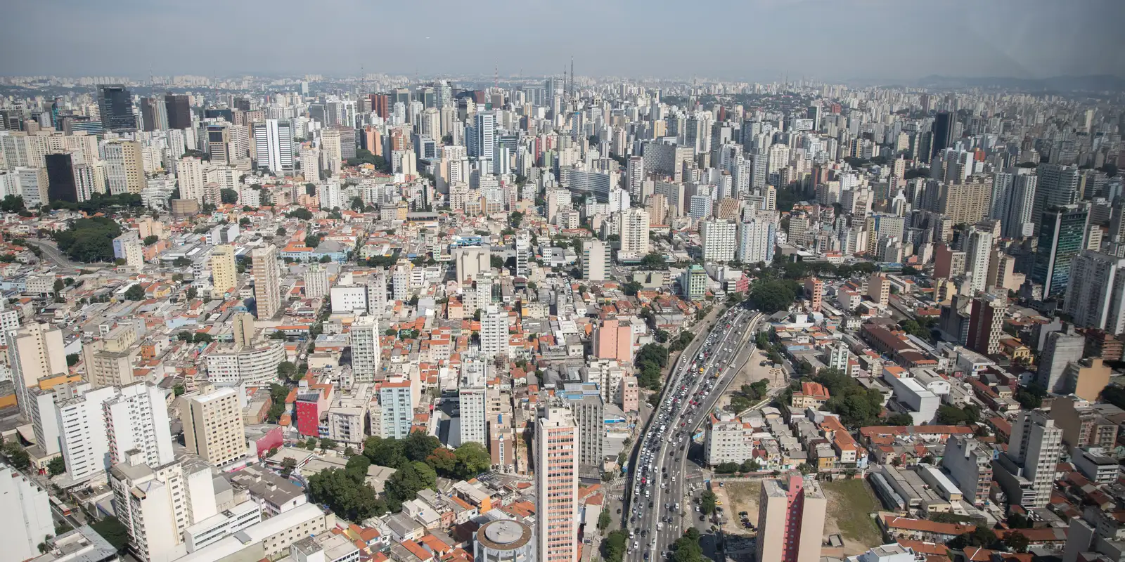 Lançamento de novos imóveis supera vendas de março em São Paulo