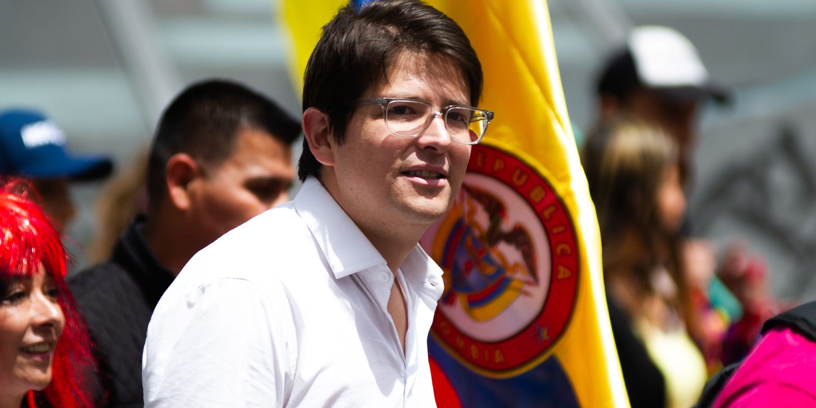 Miguel Uribe mostra sinais de melhora neurológica após ser baleado