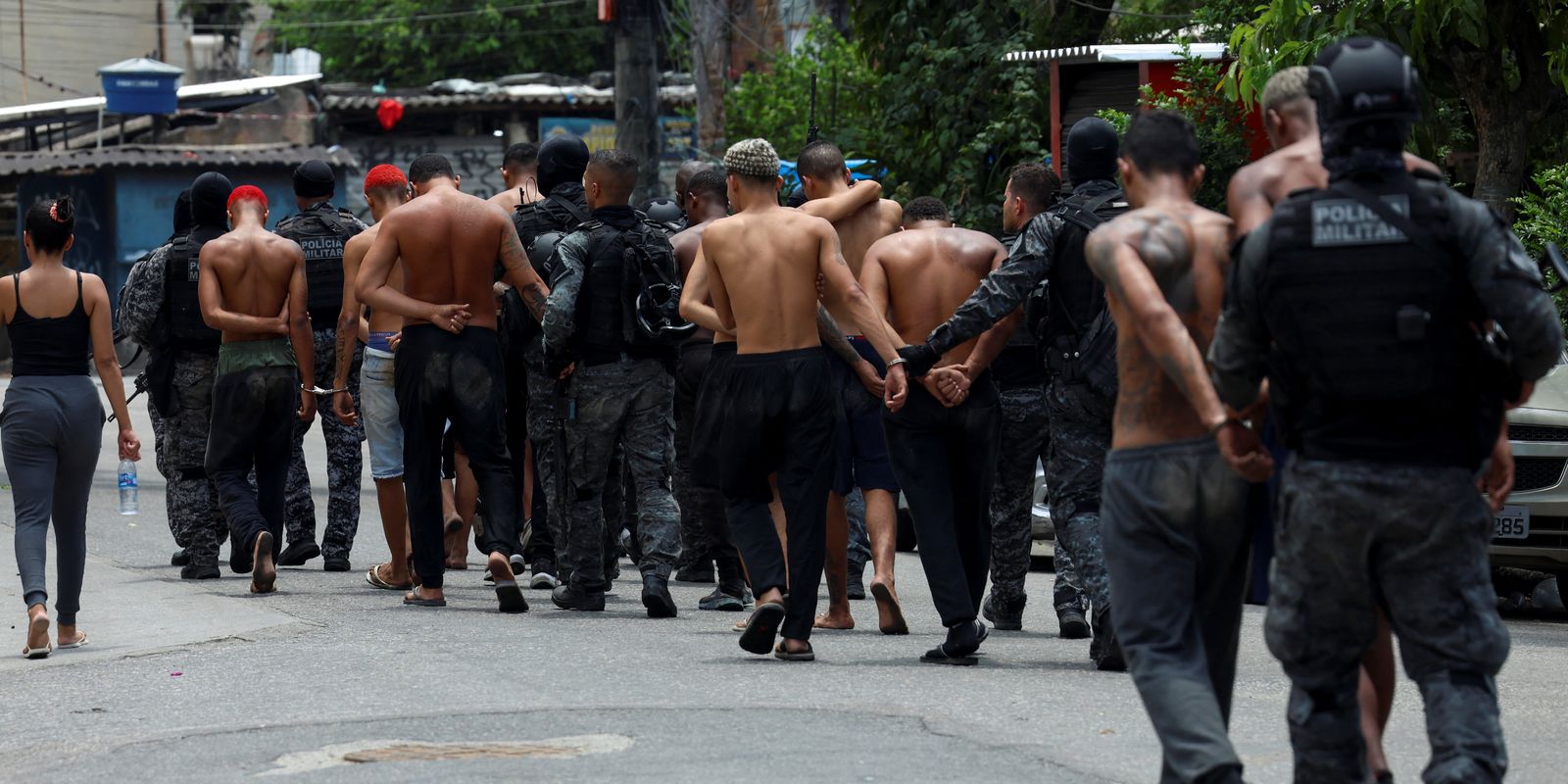 Argentina e Paraguai reforçam fronteiras contra fugitivos do CV