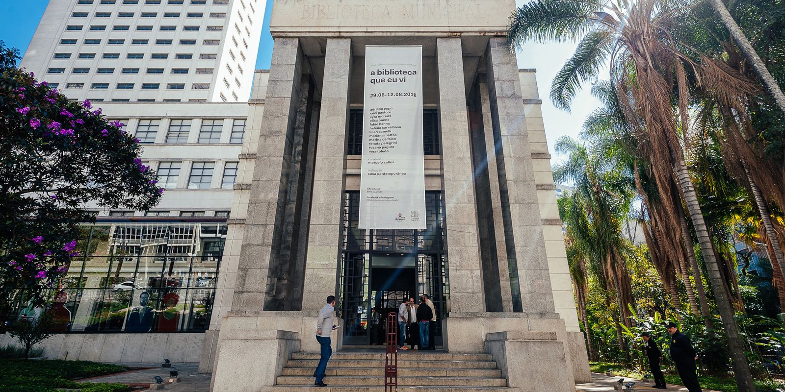 Gravuras são roubadas de exposição em biblioteca em São Paulo