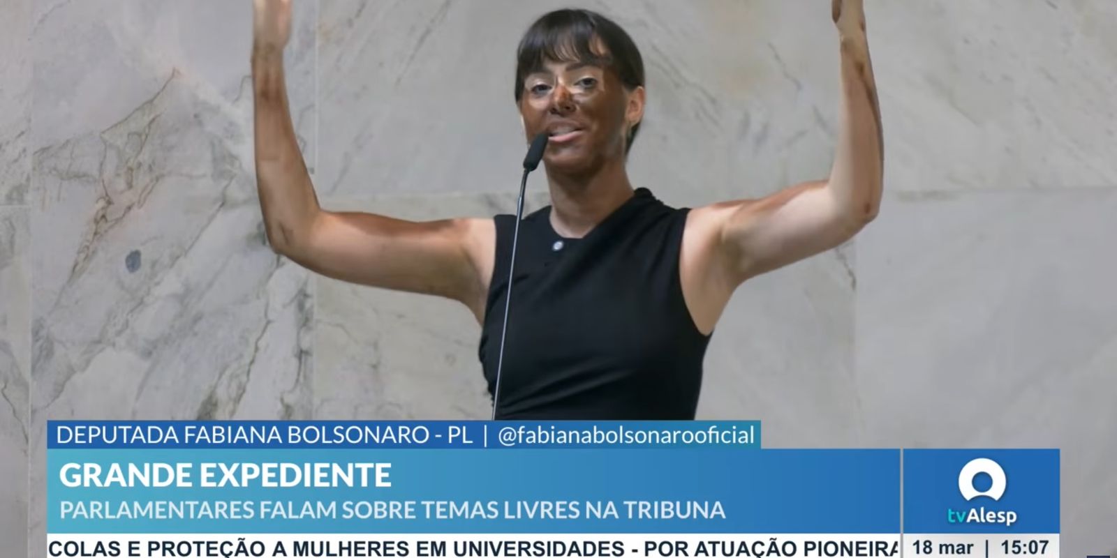 Deputada do PL faz blackface na Alesp para criticar Erika Hilton